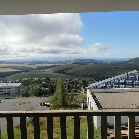 2 Pieces, Les De Super-besse Daire